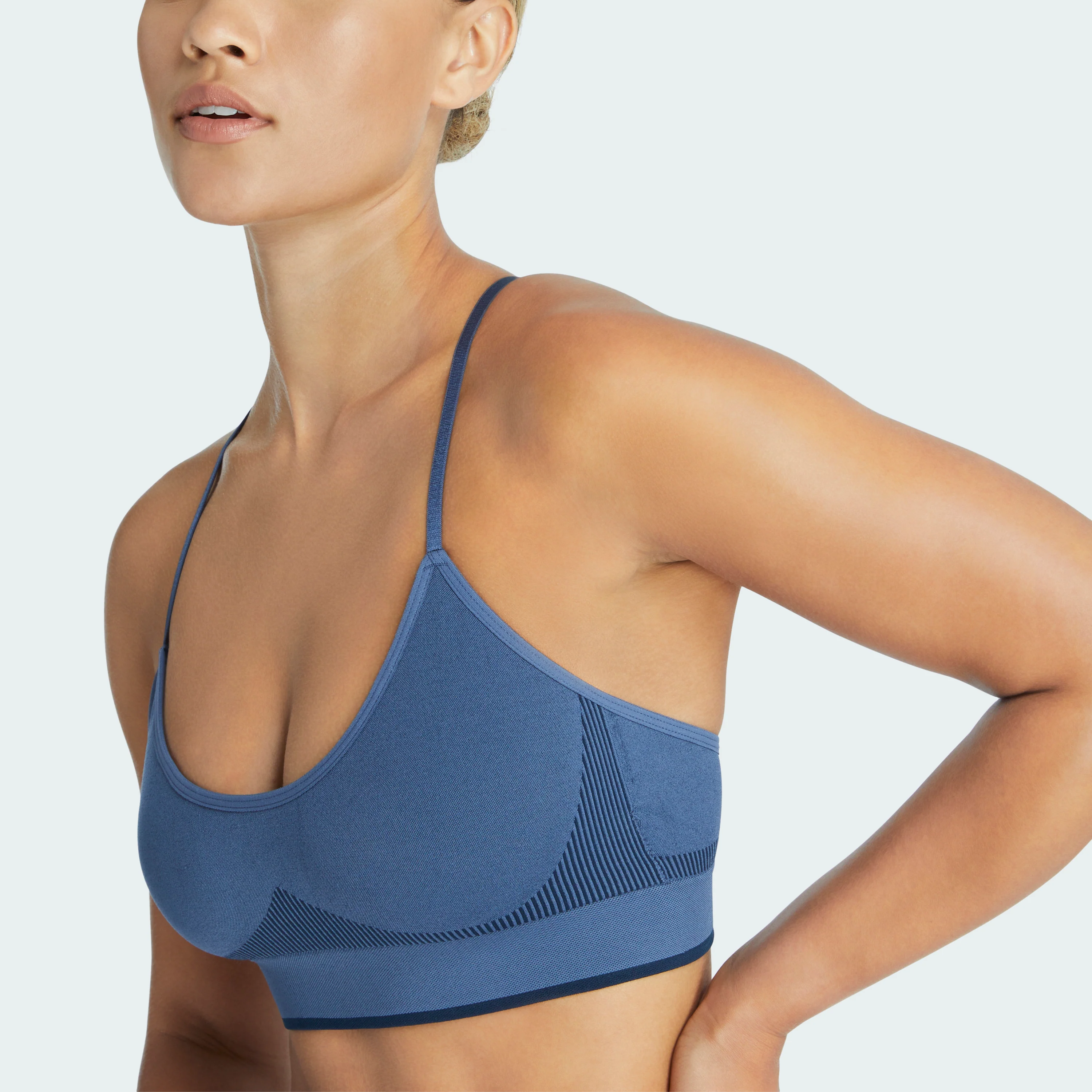 ACTIVE CONTOUR SEAMLESS BRALETTE - Image 11
