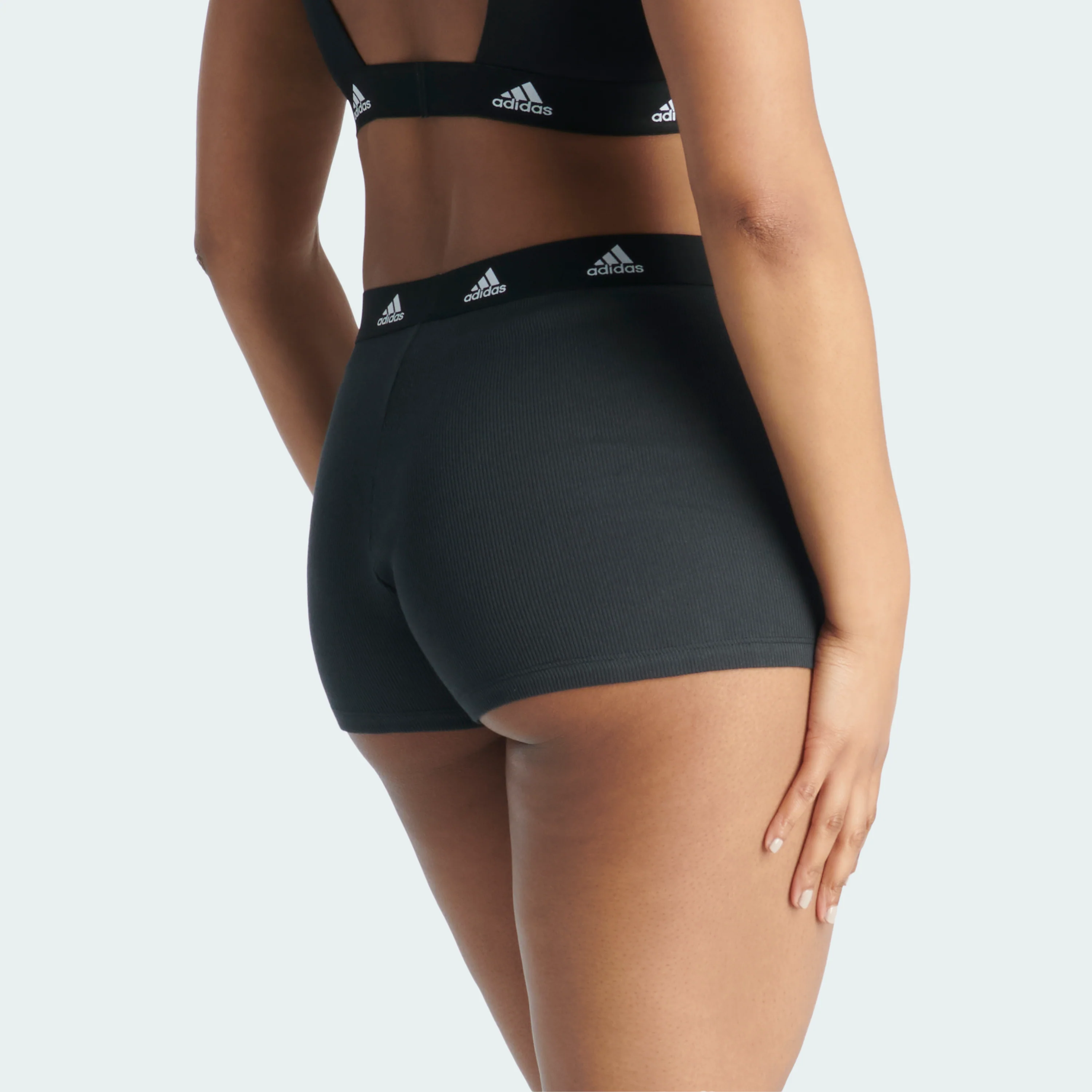 ACTIVE FLEX RIBBED SHORT PANT - Image 3